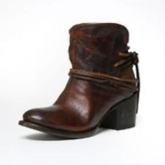 Freebird by Steven Shoes - FREEBIRD Casey Leather boots